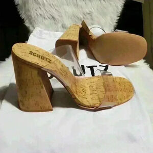 HOST PICK ! NEW!  💜💕💖SCHUTZ  Cork  & Vinyl Sandal